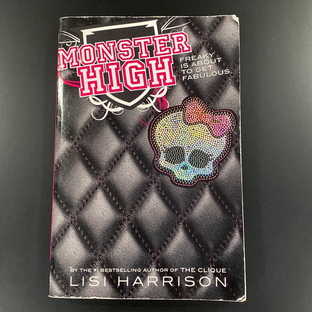 Monster High by Lisi Harrison - Paperback Novel